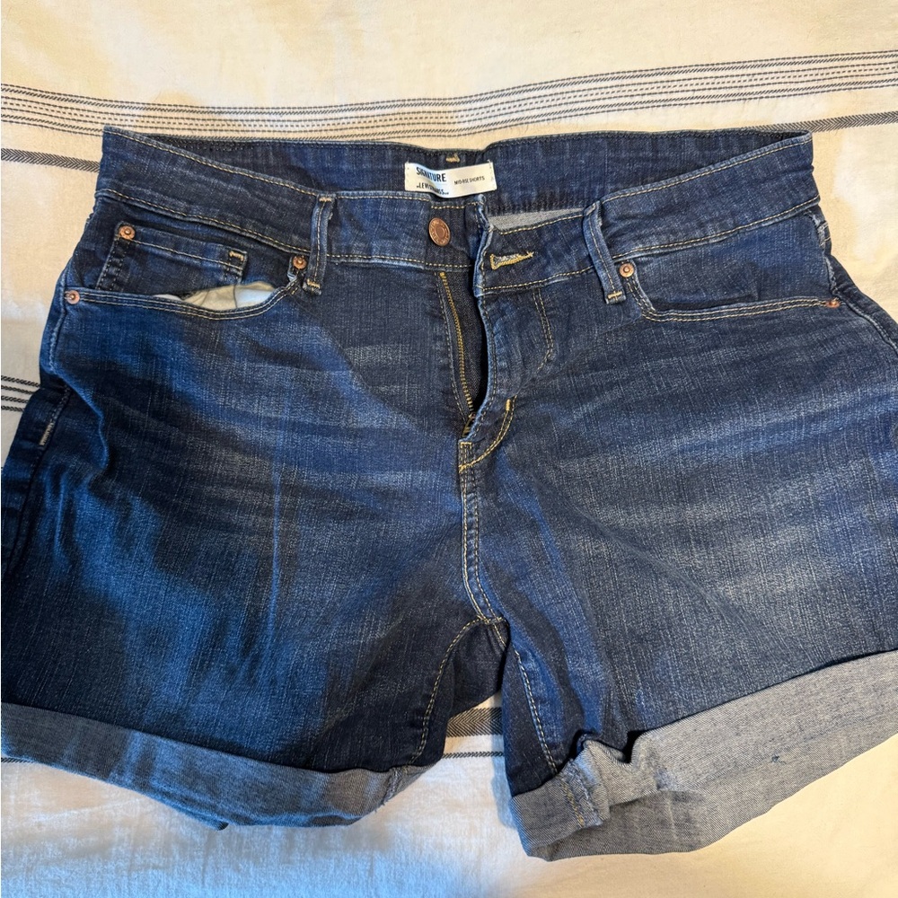 Signature by Levi Strauss Blue Jean Shorts Classic Fit